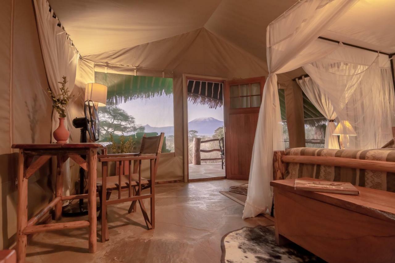 Kibo Safari Camp Villa Công viên quốc gia Công viên quốc gia Amboseli Ngoại thất bức ảnh